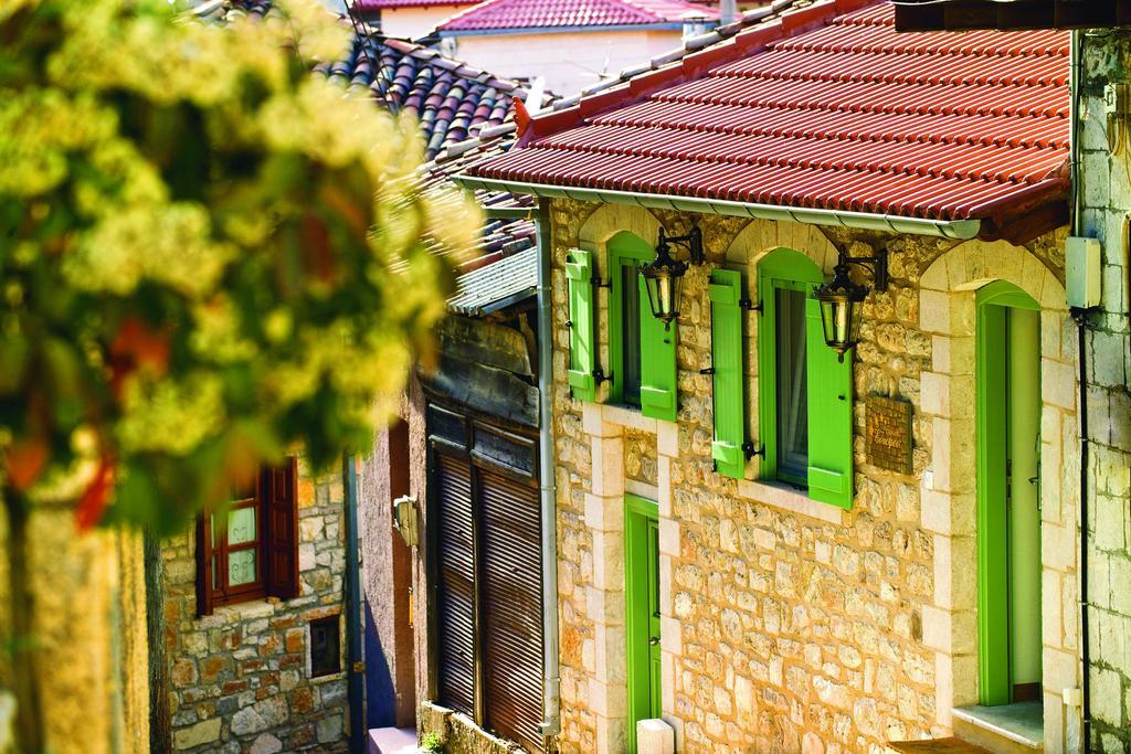 Enastron Guesthouse Dimitsana Exteriör bild