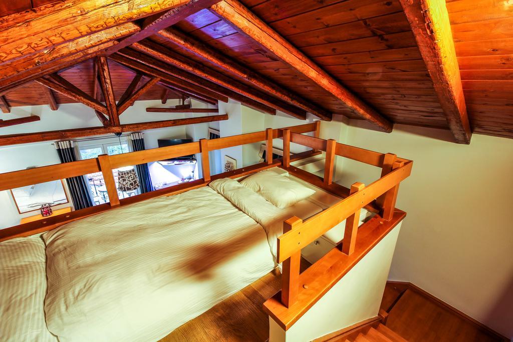 Enastron Guesthouse Dimitsana Exteriör bild